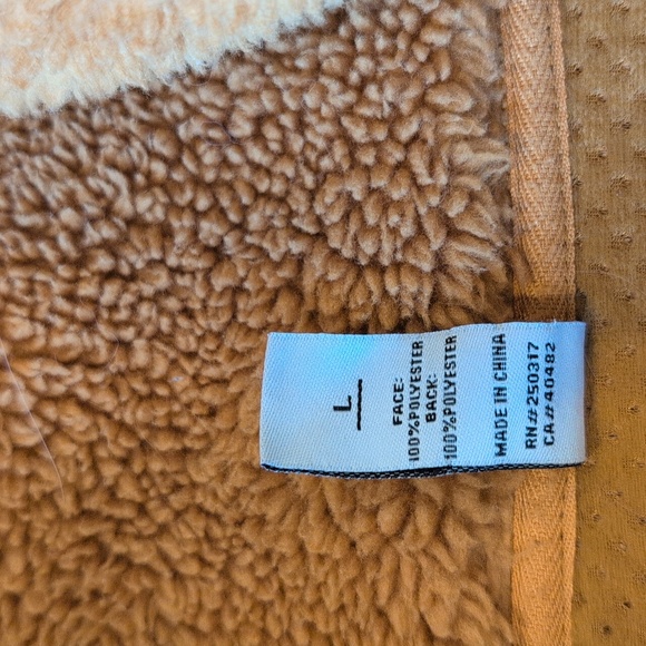 Varley Clemson Sherpa jacket - Picture 8 of 11